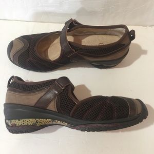 Jambu Mary Jane Shoe